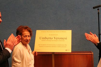 L'Istituto dei Tumori ricorda Veronesi:«Bentornato a casa»